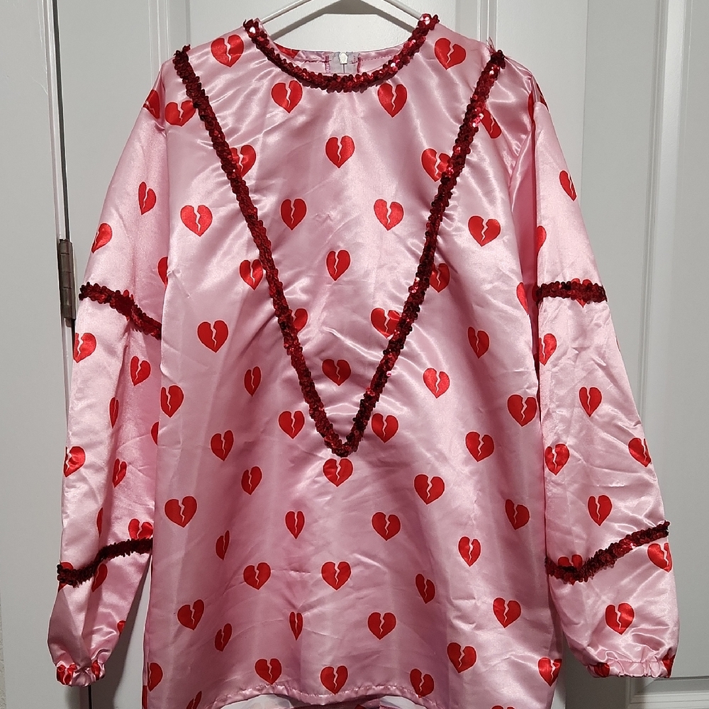 Pink Heart Patterned Satin Top